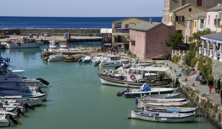 Port bateaux corse